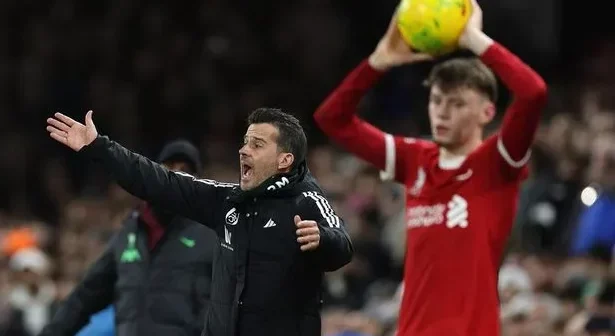Fulham's Portuguese head coach Marco Silva reacts during the English League Cup demi-final second leg football match between Fulham and Liverpool at Craven Cottage stadium, in London, on January 24, 2024. (Photo by Adrian DENNIS / AFP) / RESTRICTED TO EDITORIAL USE. No use with unauthorized audio, video, data, fixture lists, club/league logos or 'live' services. Online in-match use limited to 120 images. An additional 40 images may be used in extra time. No video emulation. Social media in-match use limited to 120 images. An additional 40 images may be used in extra time. No use in betting publications, games or single club/league/player publications. / (Photo by ADRIAN DENNIS/AFP via Getty Images)