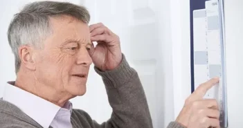 There are many early warning signs of dementia, including how you sleep and your mood.